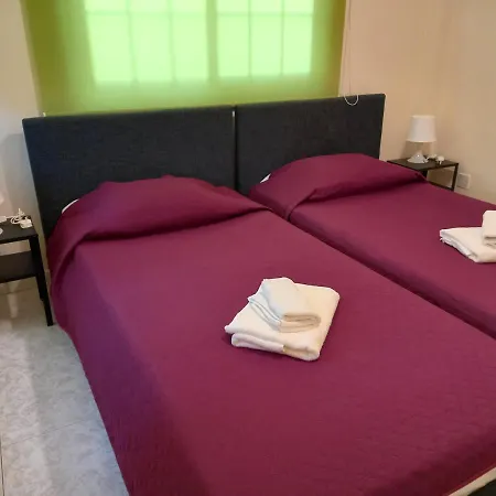 2 Bedroom Near Finikoudes *