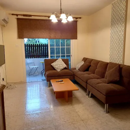 2 Bedroom Near Finikoudes